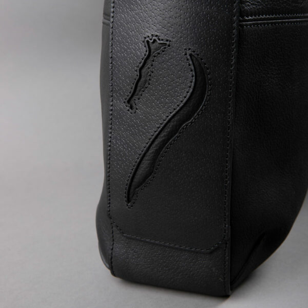 Antarès väska Paris detalj logo svart